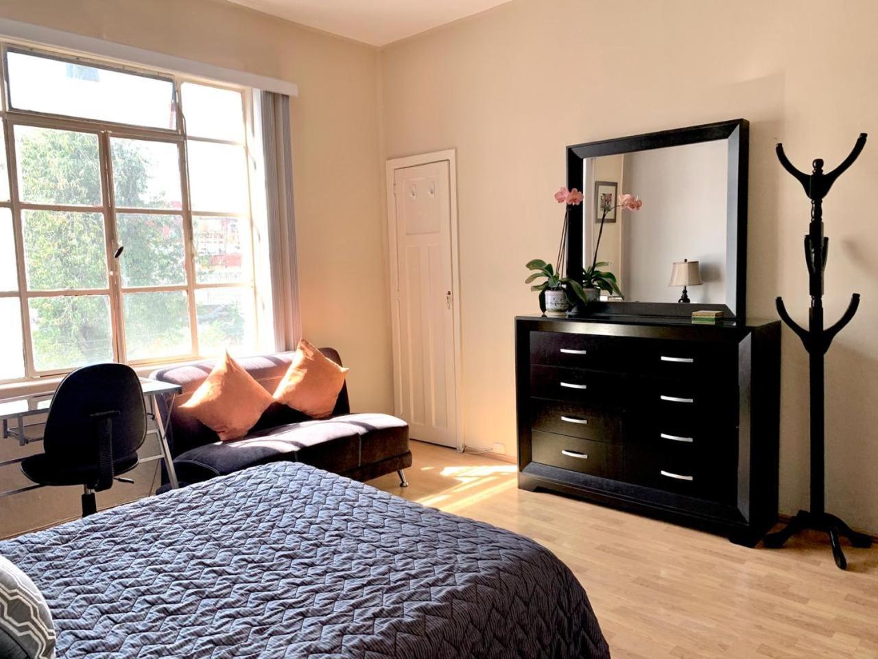 Habitación Doble Estándar con baño compartido